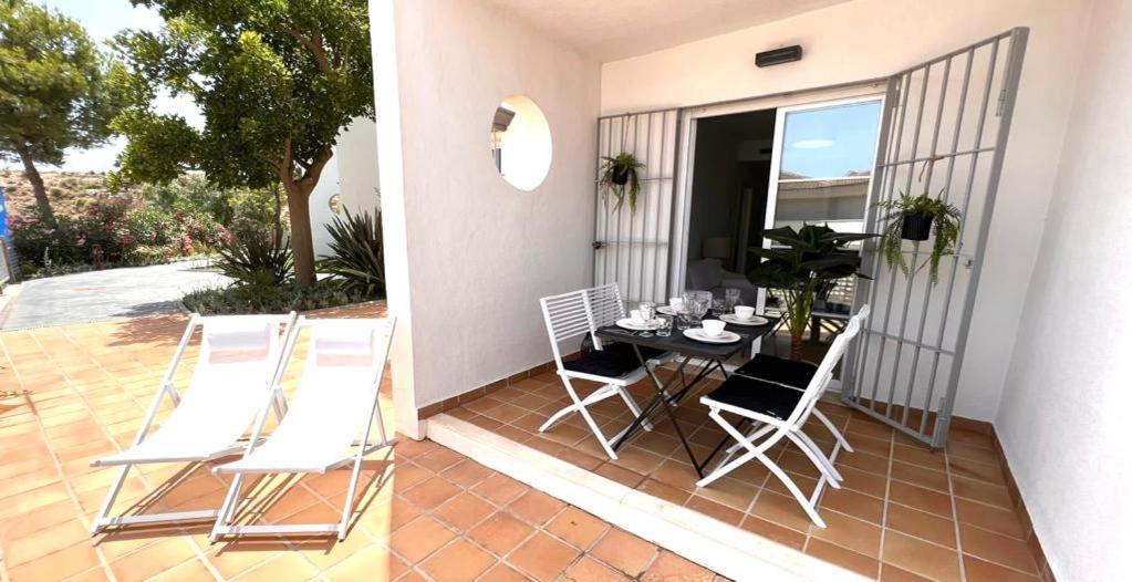 Small Oasis Manilva Exterior foto